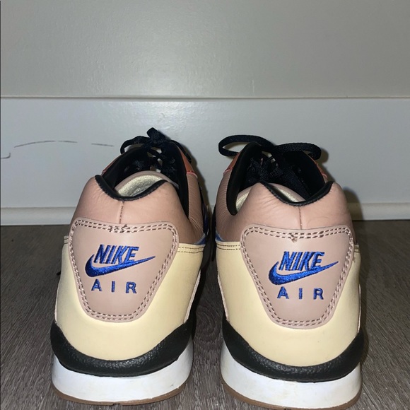 Nike Air Wild Wood ACG - Picture 2 of 5